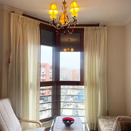 Cloud 8 Apartment *