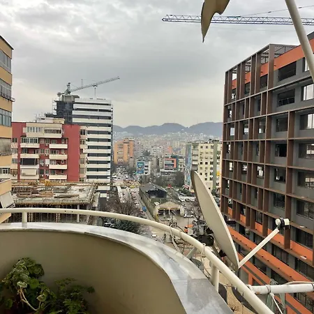 Apartamento Cloud 8 Tirana